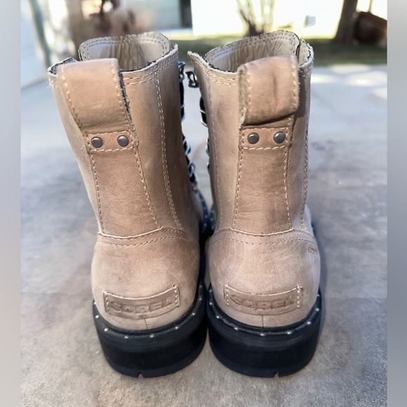 Sorel Women's Lennox Lace Waterproof Boot - Omega Taupe / Black Size 6 - Picture 7 of 9